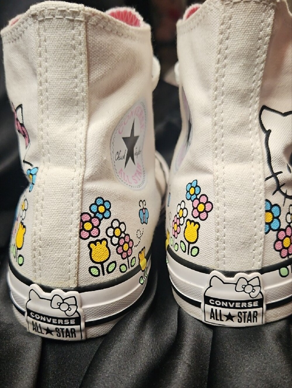 Converse Hello Kitty Chuck Taylor All Star 'Flowers' High Tops- Size 8.5Women - Picture 12 of 15